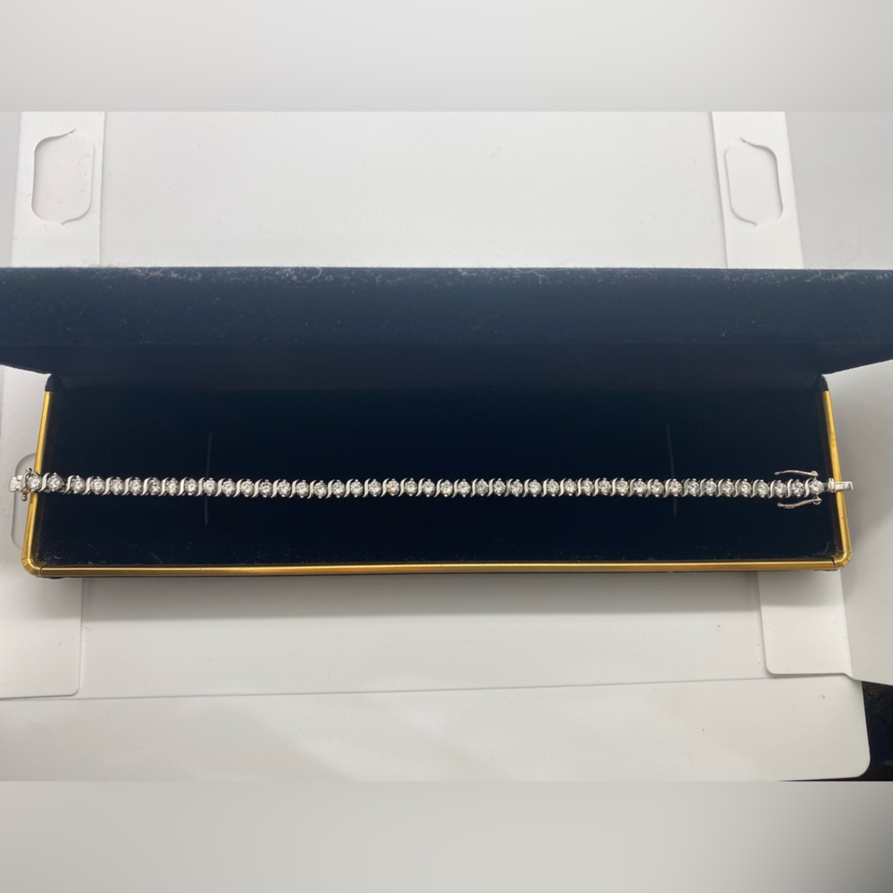 TENNIS BRACELET - Silver Bracelet with Synthetic Diamonds - Picture 6 of 17